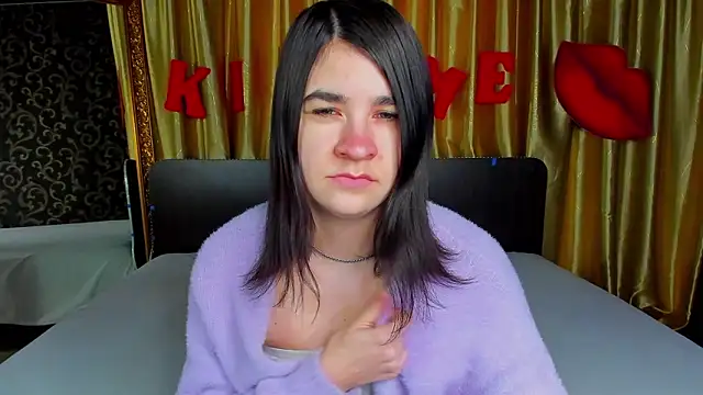  Polly Love  online show from February 10, 2026, 6:56 am