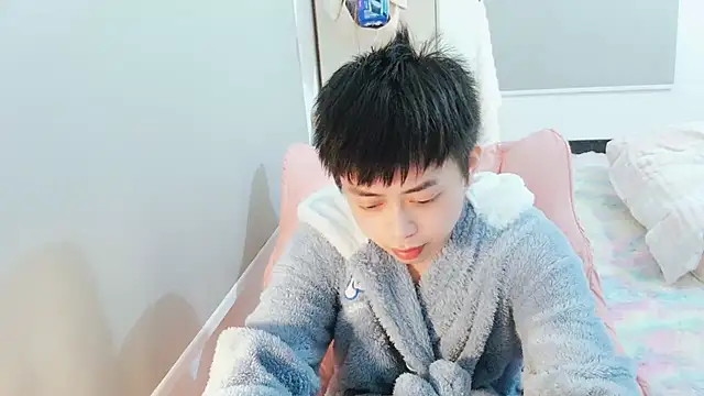 Snapshot of FFFFZ189 chatting on January 18, 2025, 3:49 pm FFFFZ189 online show from January 18, 2025, 3:49 pm