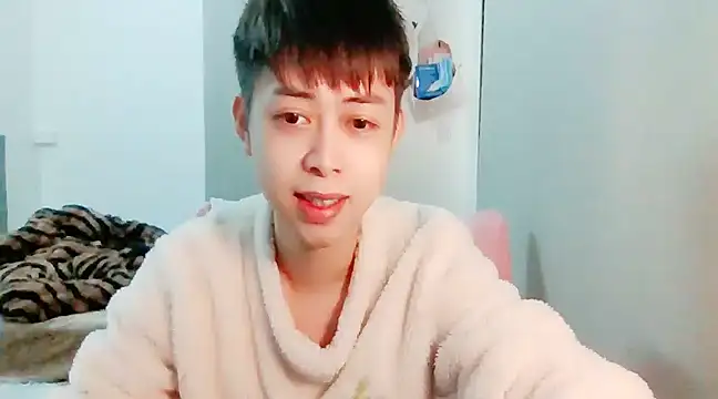 Snapshot of FFFFZ189 chatting on December 14, 2024, 7:40 am FFFFZ189 online show from December 14, 2024, 7:40 am