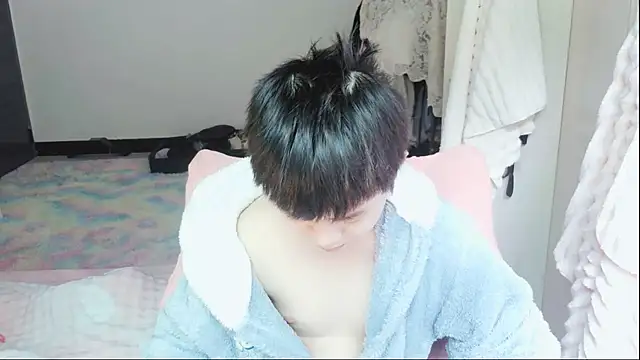 Snapshot of FFFFZ189 chatting on January 21, 2025, 6:33 am FFFFZ189 online show from January 21, 2025, 6:33 am