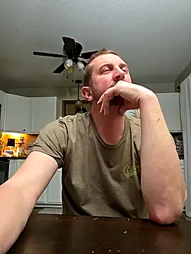 Snapshot of MrMechanic38 chatting on February 22, 2026, 2:14 am MrMechanic38 online show from February 22, 2026, 2:14 am