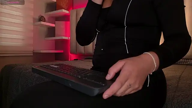 Megan mooree  online show from July 21, 2026, 12:50 pm