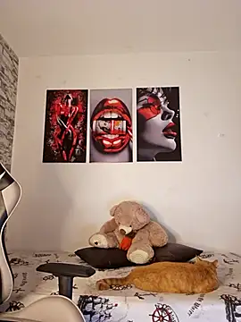 Antonella2 m online show from December 3, 2025, 12:15 pm