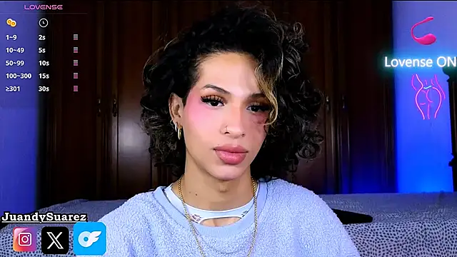 Abby bella09 online show from November 3, 2025, 7:02 am