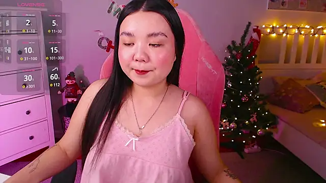 Suzy Baee online show from December 23, 2024, 12:30 pm