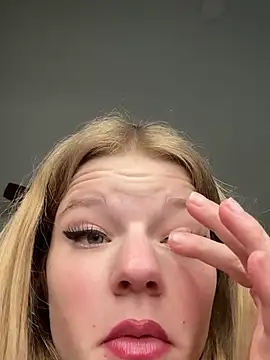 foxy ana13 online show from March 22, 2025, 2:37 am