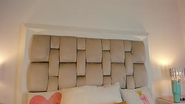 SamanthaBrown69 online show from October 10, 2025, 3:40 am