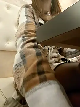 Alexvit2616 online show from November 6, 2025, 10:19 am