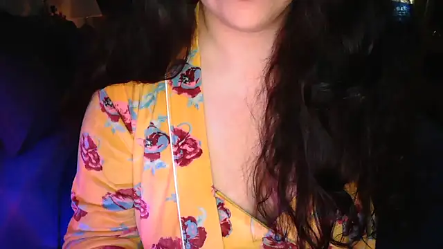 CronacaErotica online show from February 7, 2025, 11:45 pm