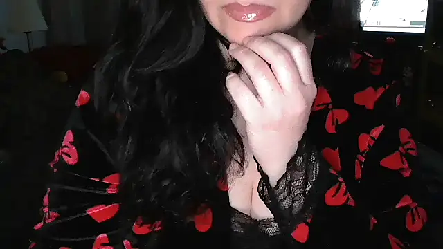 CronacaErotica online show from November 17, 2025, 5:28 pm