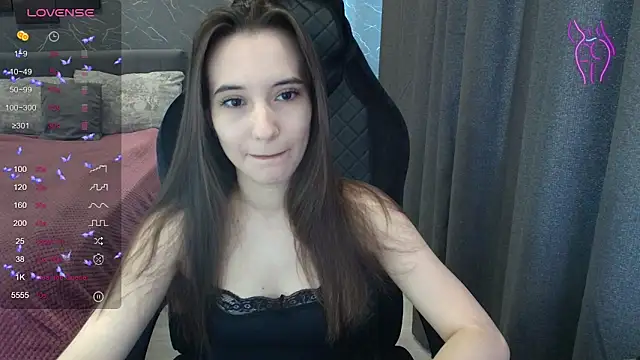 Alice Weiss online show from June 4, 2026, 9:58 am