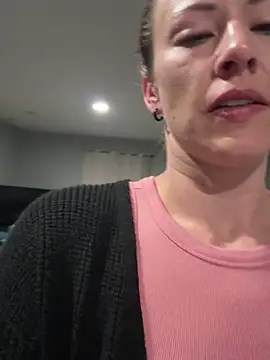 Snapshot of Naughty_pussy2cum chatting on March 17, 2025, 8:40 am Naughty pussy2cum online show from March 17, 2025, 8:40 am