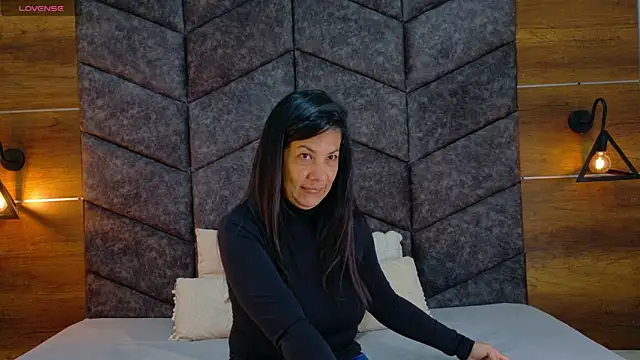 JaylaScott   online show from March 23, 2026, 11:43 am