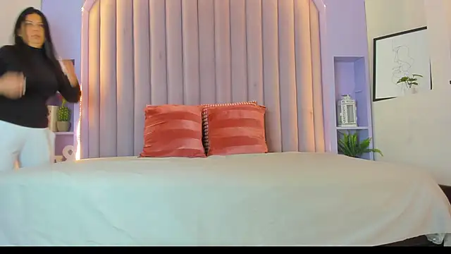 Snapshot of JaylaScott__ chatting on March 1, 2026, 11:43 am JaylaScott online show from March 1, 2026, 11:43 am