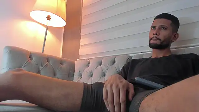 Snapshot of jiren_xboy chatting on December 13, 2024, 6:27 pm jiren xboy online show from December 13, 2024, 6:27 pm