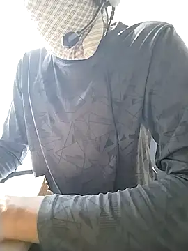 Snapshot of hotboy22 chatting on November 17, 2025, 7:45 am hotboy22 online show from November 17, 2025, 7:45 am