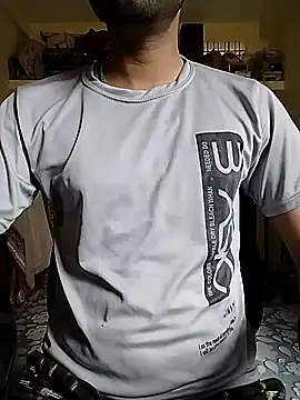 Snapshot of hotboy22 chatting on October 10, 2025, 9:21 am hotboy22 online show from October 10, 2025, 9:21 am