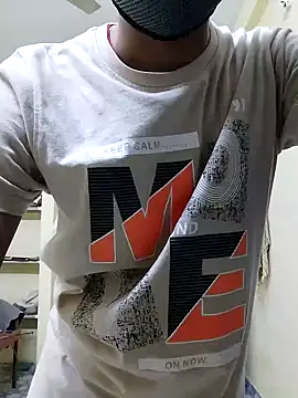 Snapshot of hotboy22 chatting on December 4, 2024, 2:53 pm hotboy22 online show from December 4, 2024, 2:53 pm