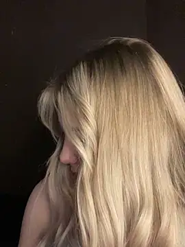 Snapshot of Alisa_Rise chatting on January 26, 2025, 3:48 am Alisa Rise online show from January 26, 2025, 3:48 am