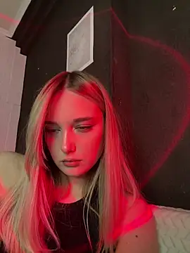 Snapshot of Alisa_Rise chatting on March 2, 2025, 10:02 pm Alisa Rise online show from March 2, 2025, 10:02 pm