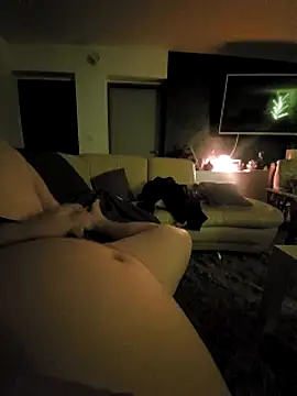 Macanxxx online show from December 21, 2024, 3:47 am