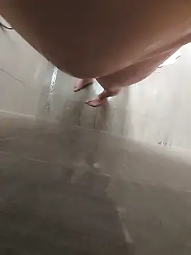 Macanxxx online show from December 20, 2024, 4:25 pm