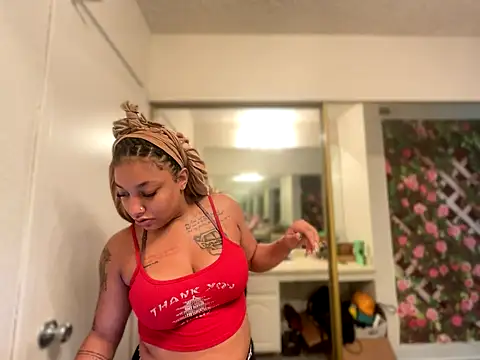 GoddessNih online show from September 15, 2025, 10:43 pm