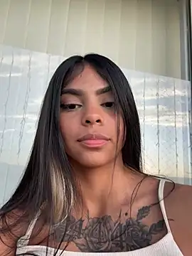 Snapshot of Zafiiro_Blue chatting on December 22, 2024, 11:11 am Zafiiro Blue online show from December 22, 2024, 11:11 am