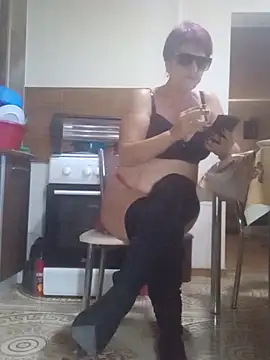 Ely Elenita online show from October 20, 2025, 8:04 am