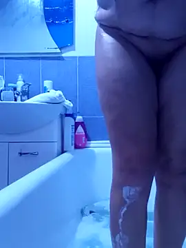 Ely Elenita online show from December 16, 2025, 8:57 pm