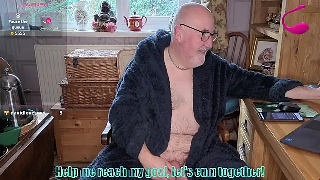 Adamdaddybear online show from February 18, 2026, 9:17 am