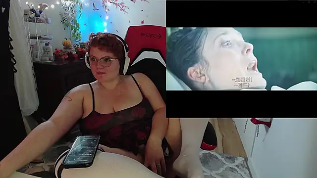 Sweetleeahxx online show from November 8, 2025, 6:44 pm