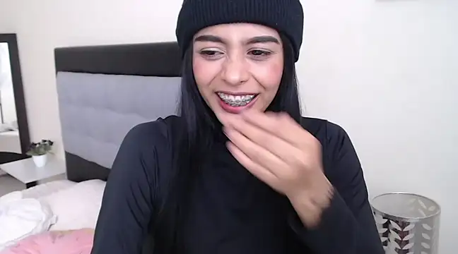 okunee online show from February 26, 2025, 7:10 pm