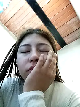 Sara Brownx online show from April 18, 2026, 5:15 pm