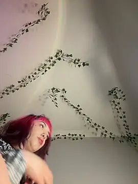 GigiVolkova online show from November 10, 2025, 8:47 pm