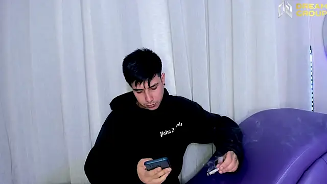 Yourslust  online show from October 27, 2025, 8:21 pm