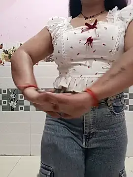Snapshot of cute-mahek chatting on June 1, 2026, 9:53 am cute-mahek online show from June 1, 2026, 9:53 am