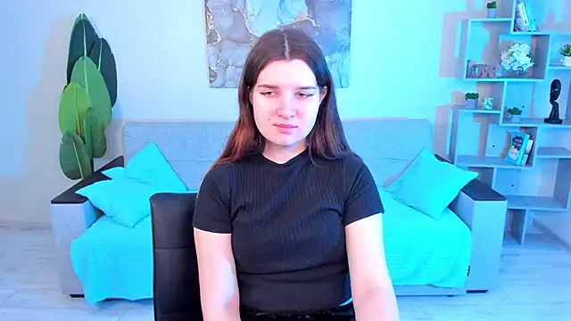 Snapshot of BonneyLove chatting on February 25, 2025, 5:51 pm BonneyLove online show from February 25, 2025, 5:51 pm