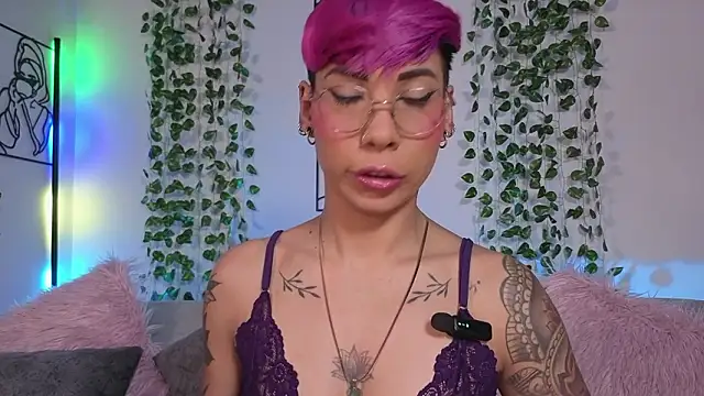 MiaMorgan  online show from March 22, 2026, 2:29 pm