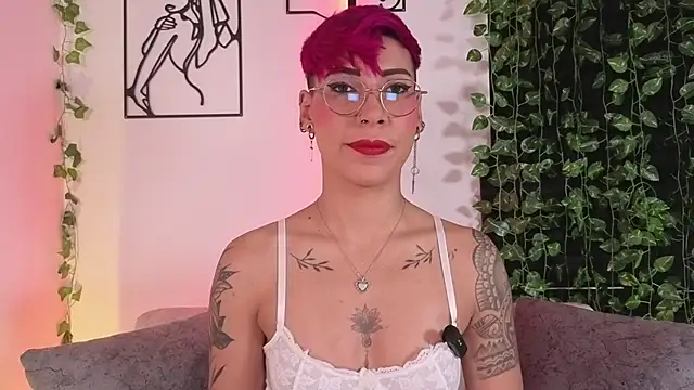 MiaMorgan  online show from January 15, 2026, 2:31 pm