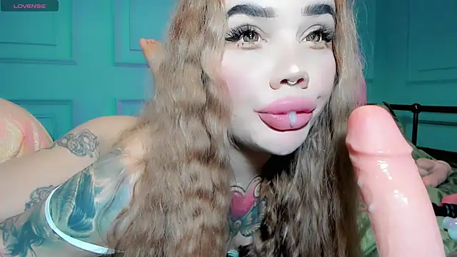 Snapshot of Aira_vi chatting on January 5, 2025, 8:54 am Aira vi online show from January 5, 2025, 8:54 am