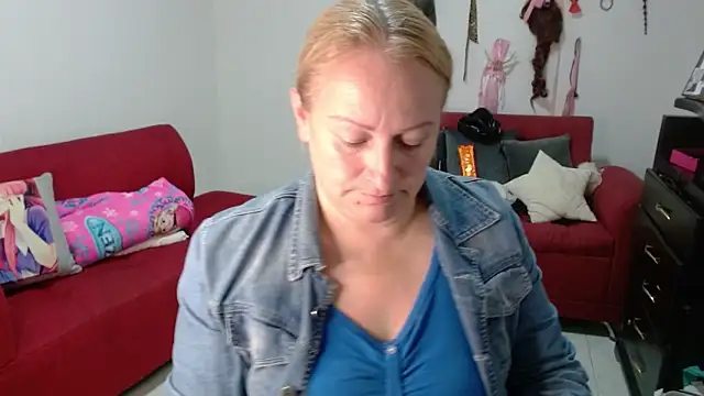 emperabigbootybigass online show from March 5, 2026, 12:46 pm