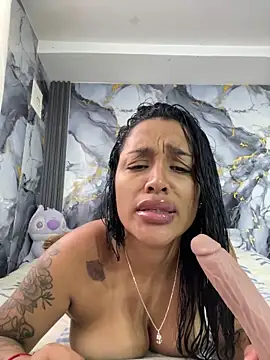 KatalinnaBrown online show from May 21, 2026, 4:26 pm