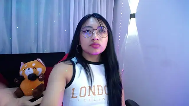 Snapshot of Marfil_RJ_A chatting on March 2, 2025, 10:05 am Marfil RJ A online show from March 2, 2025, 10:05 am
