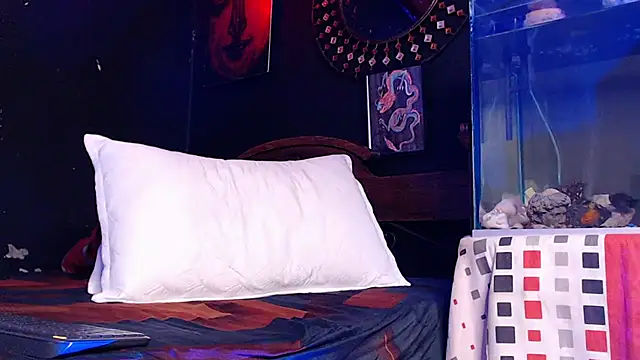 Godly huan online show from March 7, 2026, 1:56 am