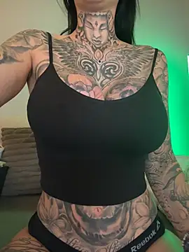MeganWitch online show from July 14, 2026, 5:01 am