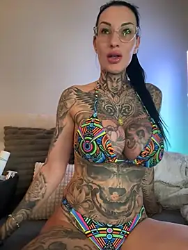 MeganWitch online show from July 16, 2026, 5:21 pm