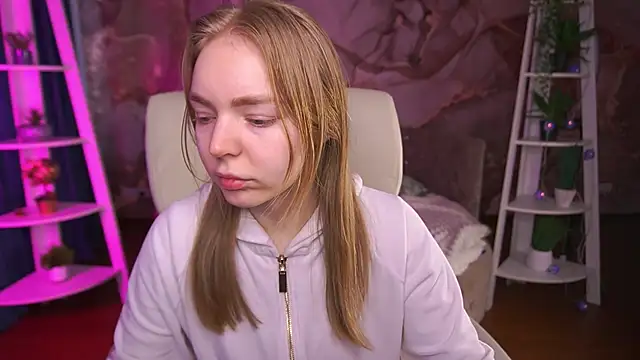 EmilySunshineS online show from March 4, 2026, 6:54 am