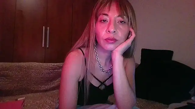 Snapshot of KarolinaReaper chatting on October 21, 2025, 11:31 am KarolinaReaper online show from October 21, 2025, 11:31 am