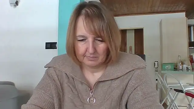 Sandcoq online show from March 16, 2026, 11:03 am